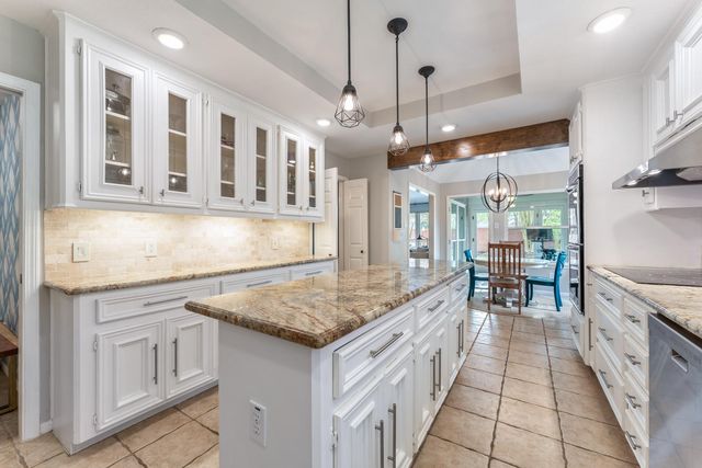 1418 Briarbend Drive, Sugar Land, TX 77479