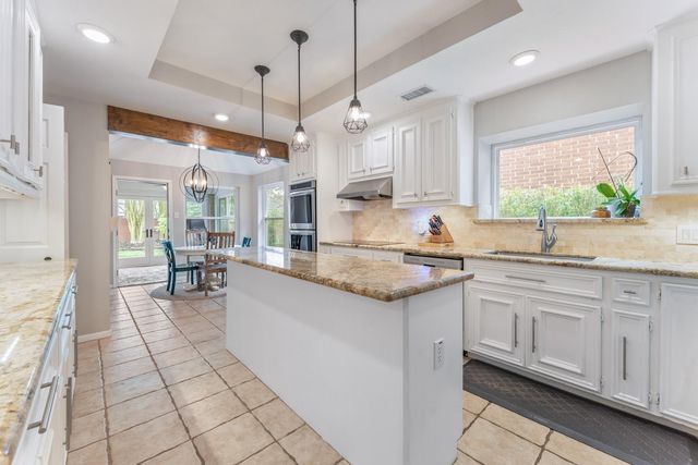 1418 Briarbend Drive, Sugar Land, TX 77479