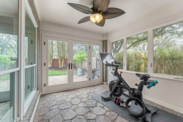 1418 Briarbend Drive, Sugar Land, TX 77479