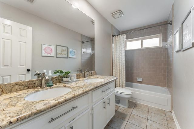 1418 Briarbend Drive, Sugar Land, TX 77479