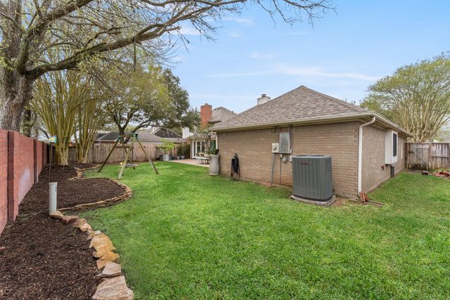 1418 Briarbend Drive, Sugar Land, TX 77479