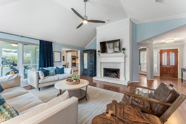 1418 Briarbend Drive, Sugar Land, TX 77479