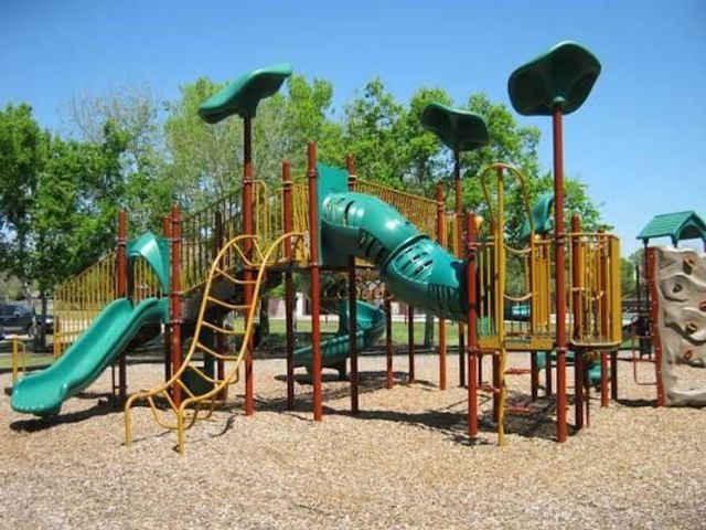 1418 Briarbend Drive, Sugar Land, TX 77479