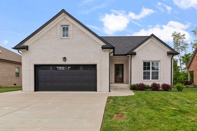 824 Brown Swiss Ct, Clarksville, TN 37043