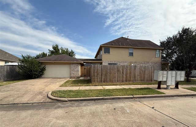 16642 Village View Trail, Sugar Land, TX 77498