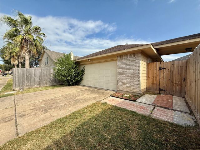 16642 Village View Trail, Sugar Land, TX 77498