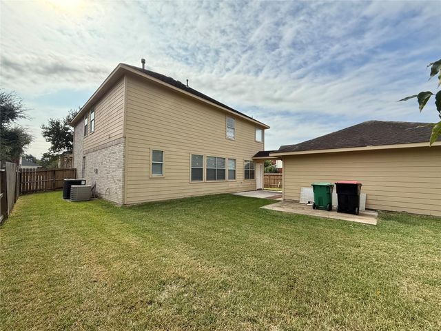 16642 Village View Trail, Sugar Land, TX 77498