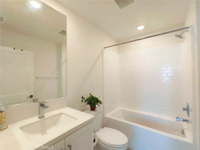 16125 VETERANS WA, Tustin, CA 92782