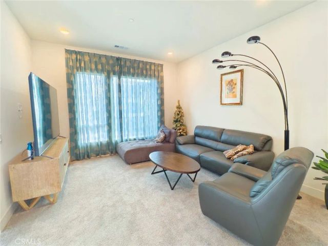 16125 VETERANS WA, Tustin, CA 92782