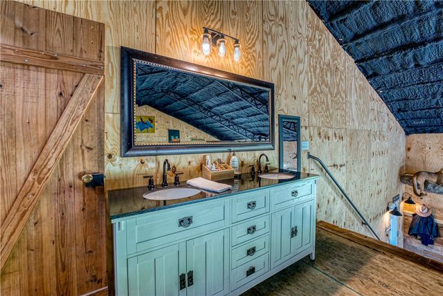 2786 NC 3510, Western Grove, AR 72685