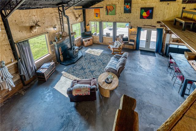 2786 NC 3510, Western Grove, AR 72685