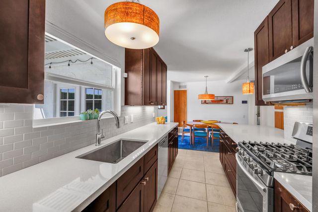 2791 E Ventura Road, Palm Springs, CA 92262