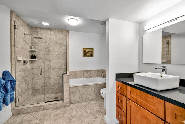 2791 E Ventura Road, Palm Springs, CA 92262