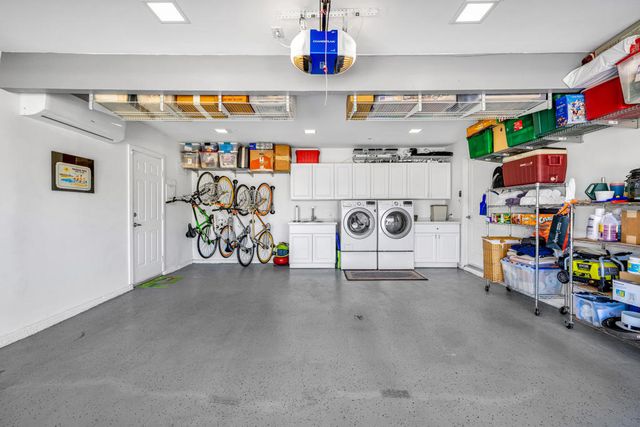 2791 E Ventura Road, Palm Springs, CA 92262