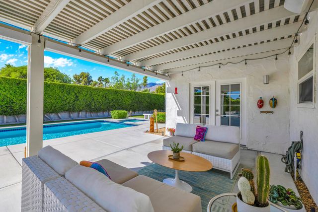 2791 E Ventura Road, Palm Springs, CA 92262