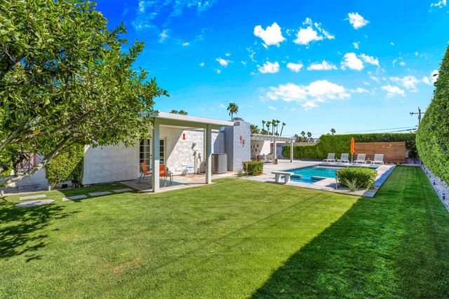 2791 E Ventura Road, Palm Springs, CA 92262