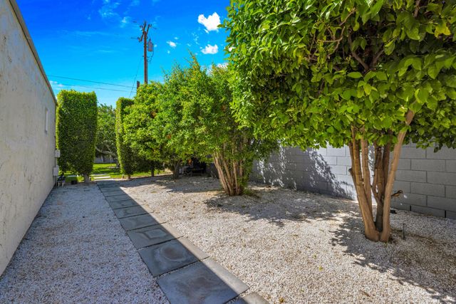 2791 E Ventura Road, Palm Springs, CA 92262