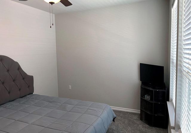 131 Ace LN 101, San Marcos, TX 78666