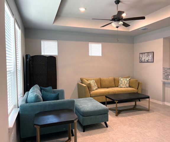 131 Ace LN 101, San Marcos, TX 78666