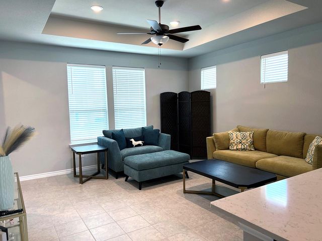 131 Ace LN 101, San Marcos, TX 78666