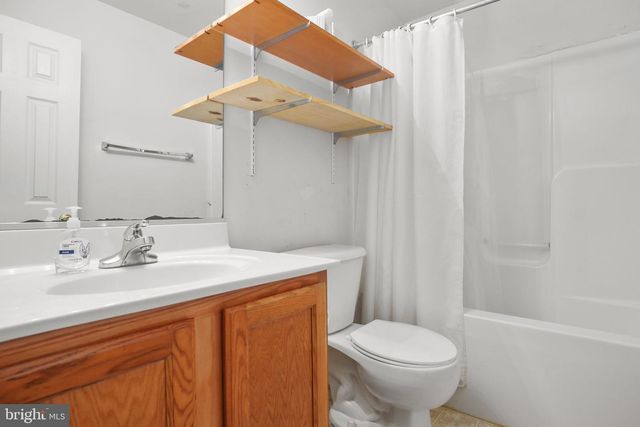 315 SANDY RIDGE RD, Fredericksburg, VA 22405