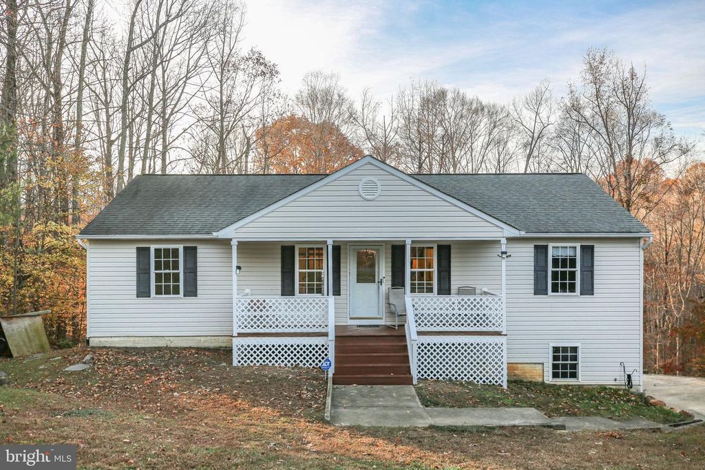 315 SANDY RIDGE RD, Fredericksburg, VA 22405