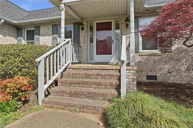 1101 Fairway DR, Chesapeake, VA 23320