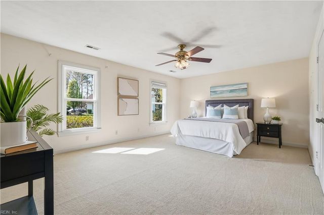 1101 Fairway DR, Chesapeake, VA 23320