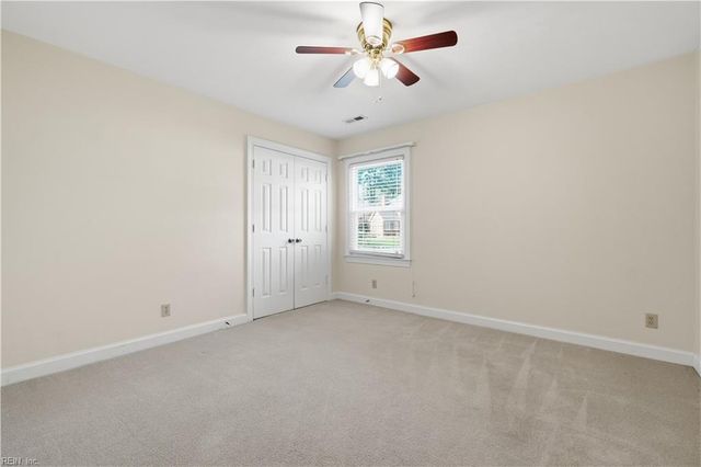 1101 Fairway DR, Chesapeake, VA 23320