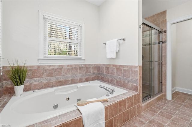 1101 Fairway DR, Chesapeake, VA 23320