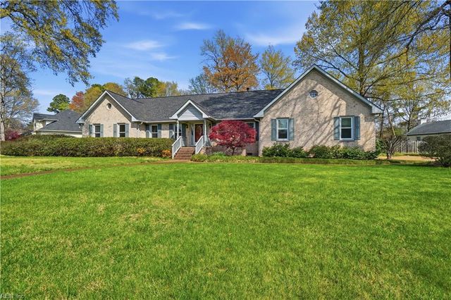 1101 Fairway DR, Chesapeake, VA 23320