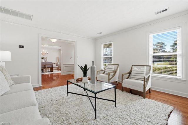 1101 Fairway DR, Chesapeake, VA 23320