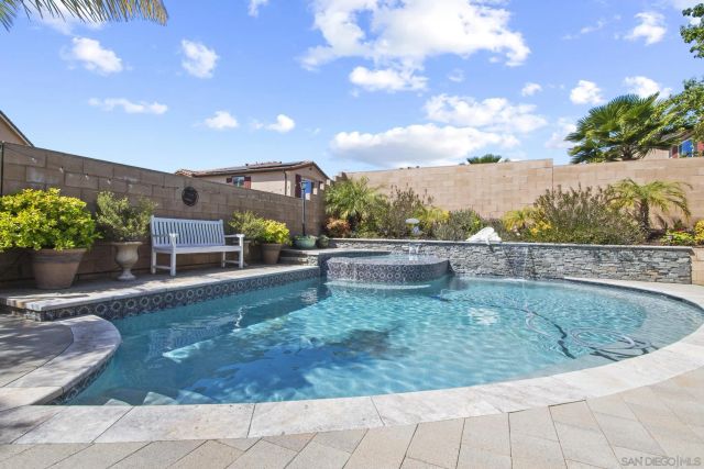 2031 Wagon Wheel Ct, Escondido, CA 92026