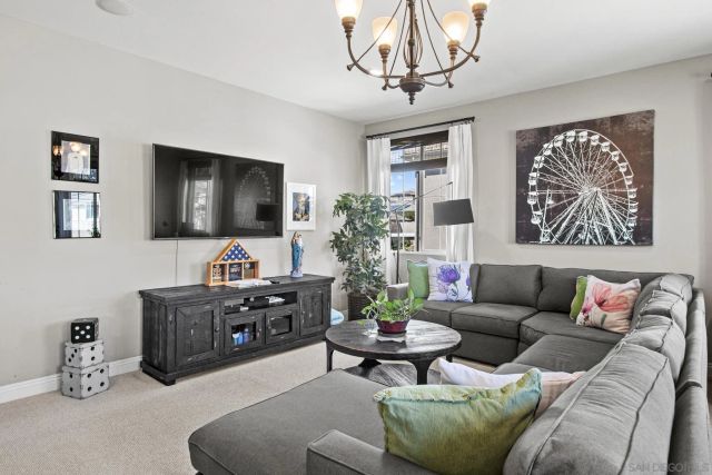 2031 Wagon Wheel Ct, Escondido, CA 92026