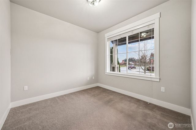 111 Love Drive, Enumclaw, WA 98022