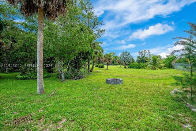 576 Marshall Rd, West Palm Beach, FL 33413