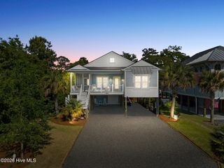 334 NE 54th Street, Oak Island, NC 28465