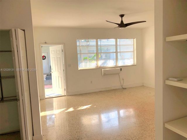 7135 Rue Granville 4, Miami Beach, FL 33141