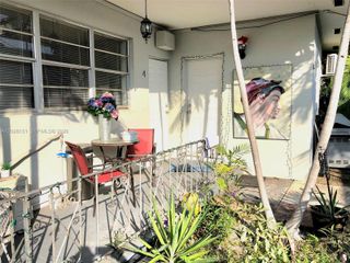7135 Rue Granville 4, Miami Beach, FL 33141