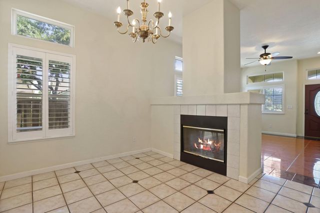 3888 Windy Cove Cir, Stockton, CA 95219
