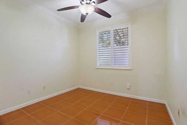 3888 Windy Cove Cir, Stockton, CA 95219