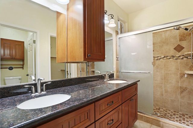 3888 Windy Cove Cir, Stockton, CA 95219