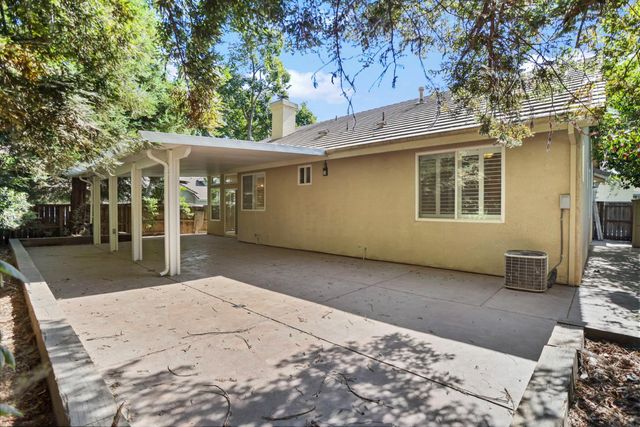 3888 Windy Cove Cir, Stockton, CA 95219