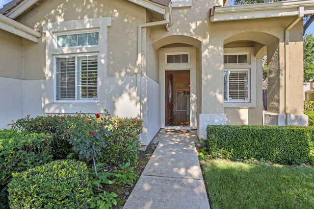 3888 Windy Cove Cir, Stockton, CA 95219