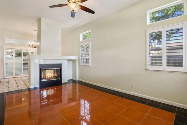 3888 Windy Cove Cir, Stockton, CA 95219