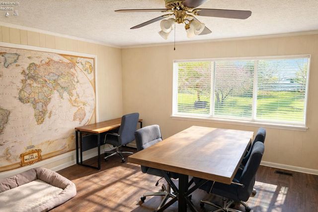 38 Glendale Avenue, Fremont, OH 43420