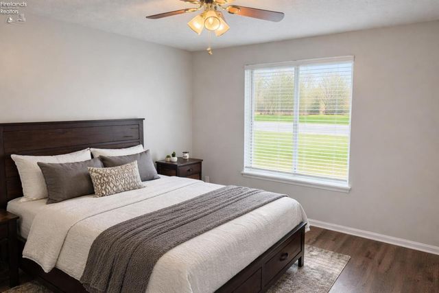 38 Glendale Avenue, Fremont, OH 43420