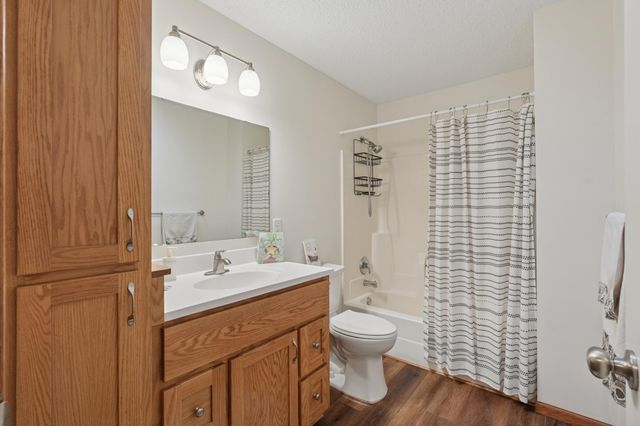 632 2nd Street NW, New Prague, MN 56071