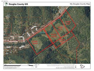 Ne NEWTON CREEK Dr, Roseburg, OR 97470