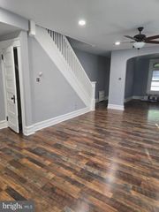 393 N YORK ST, Pottstown, PA 19464